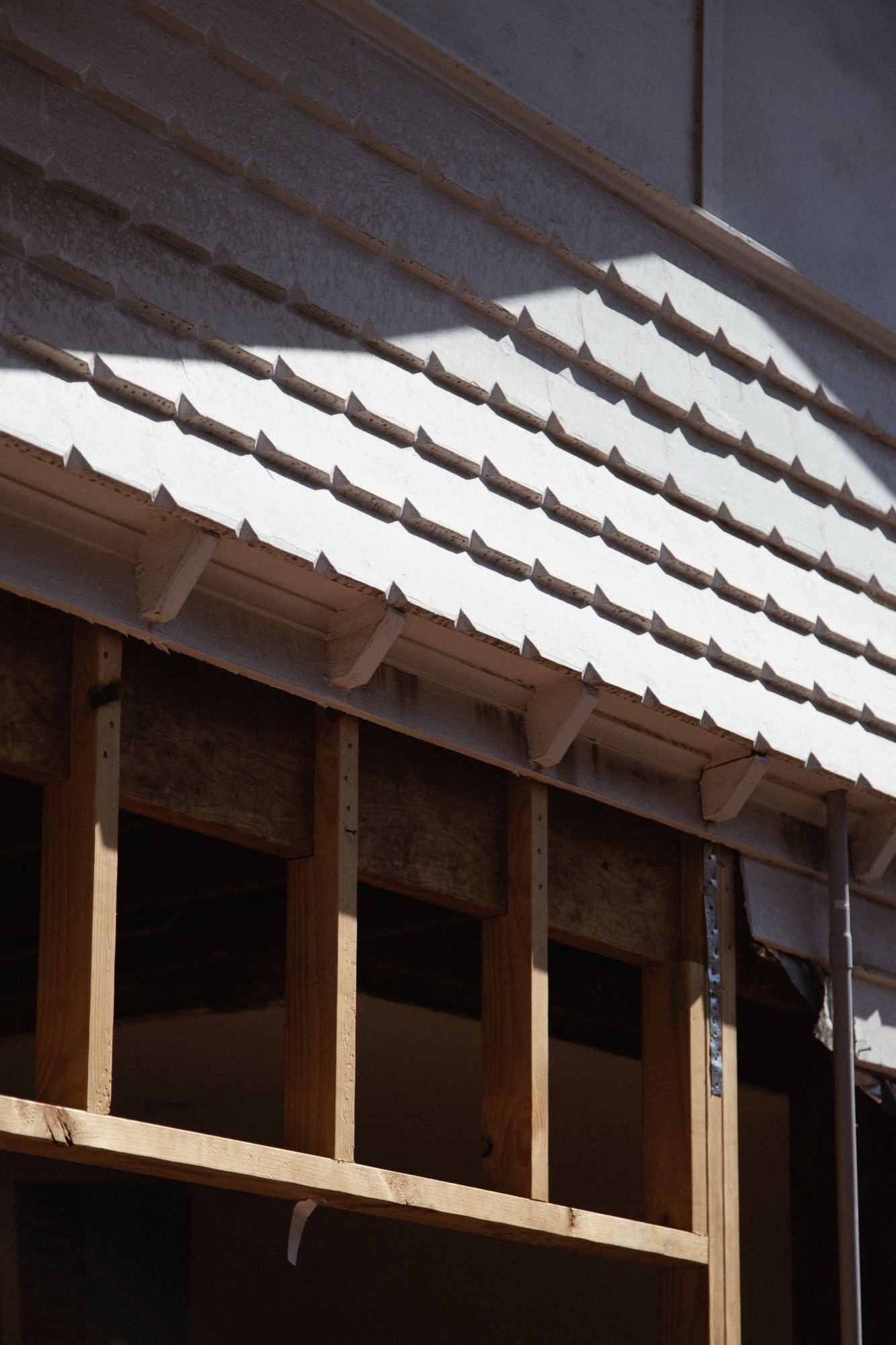 Roof framing detail